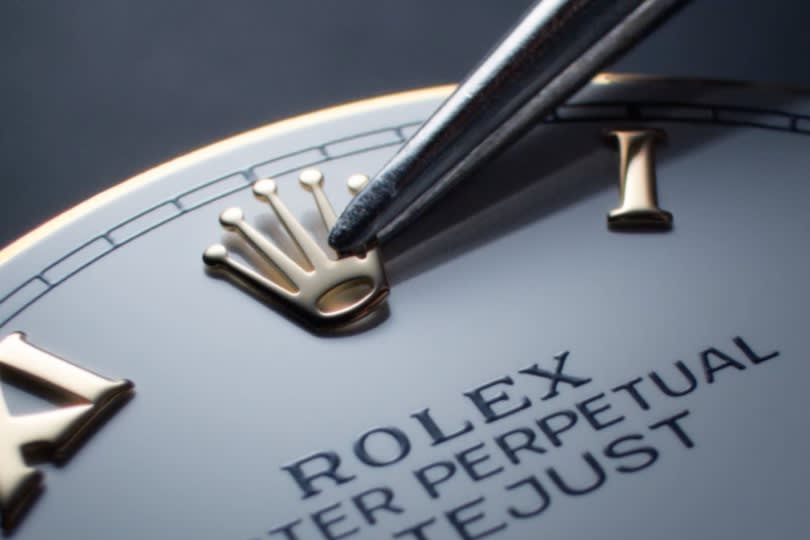 rubeljewelers-homepage-push-discover-rolex-wor-b460356_rolex_mp_olv_watchmaking_manifesto_d_9x16_en-gb_75_25p_pp002