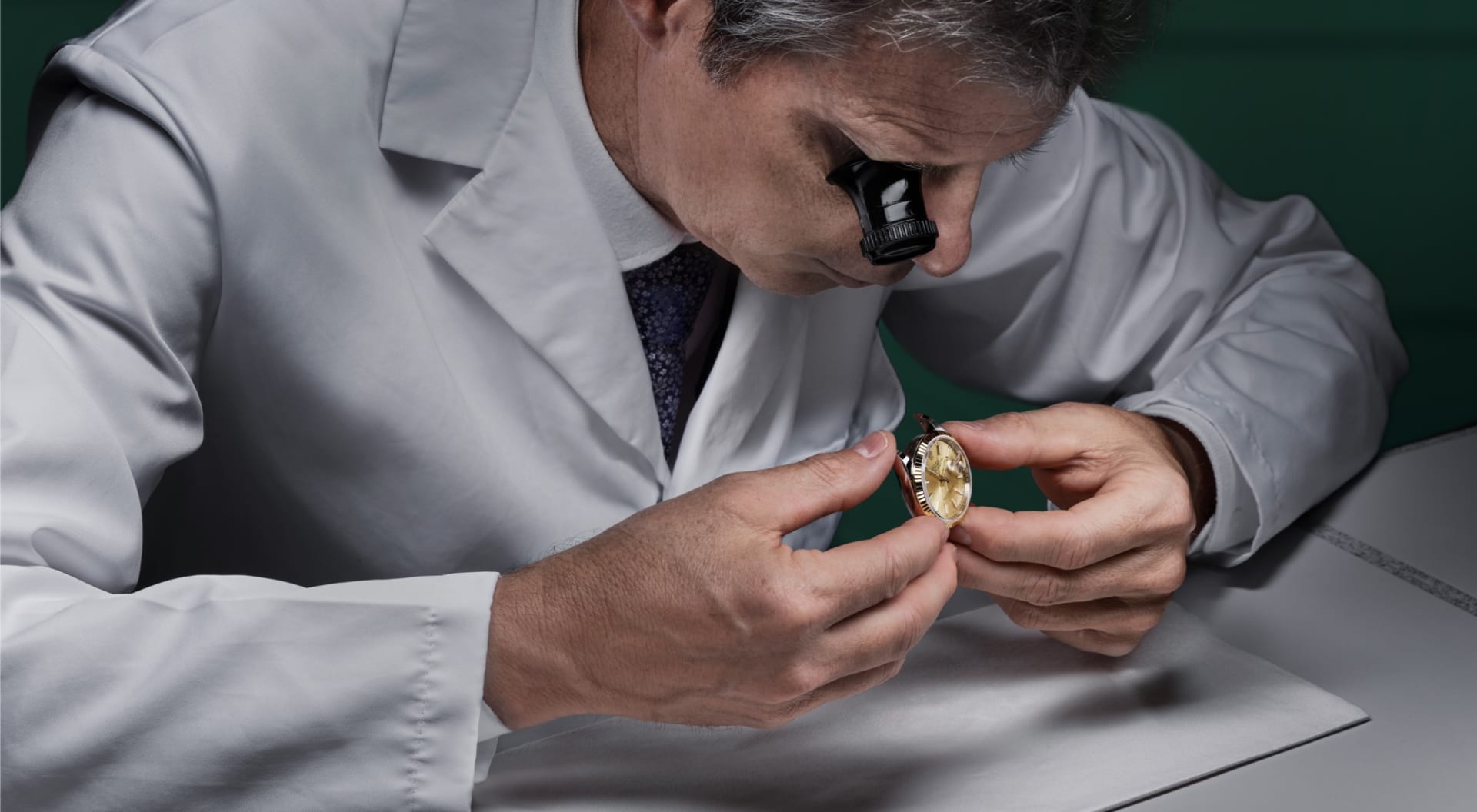 rubeljewelers-rolex-servicing-2234_rolex-sav_retailers_104_estimation_vérification_no_de_serie_boite_v5