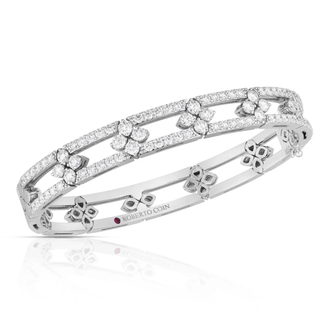 LOVE IN VERONA DIAMOND OPEN FRAME PAVE BANGLE