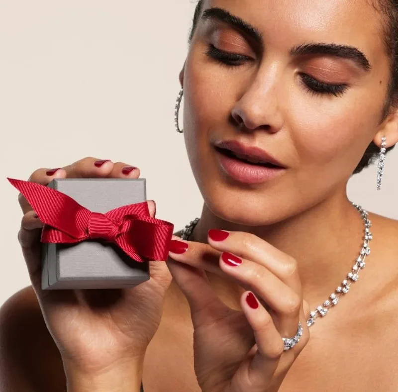 Valentine’s Day jewelry in Laguna Beach California at Rubel Jewelers